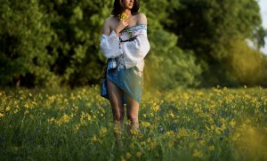 Carinne adult dating & call girl