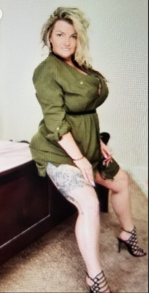 Laure-marine escort girl in Fairfax Virginia